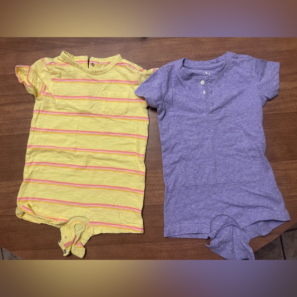 2 Primary 6-12 month baby girl onesie rompers. Barely worn, like new Shortsleeve